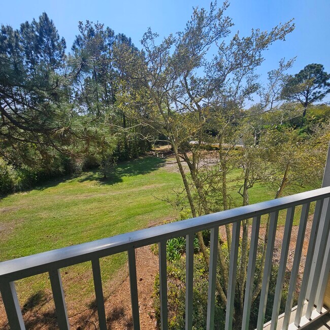 Building Photo - 200 Sandestin Ln