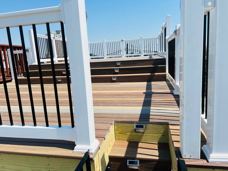 Rooftop Deck - 1266 Riverside Ave