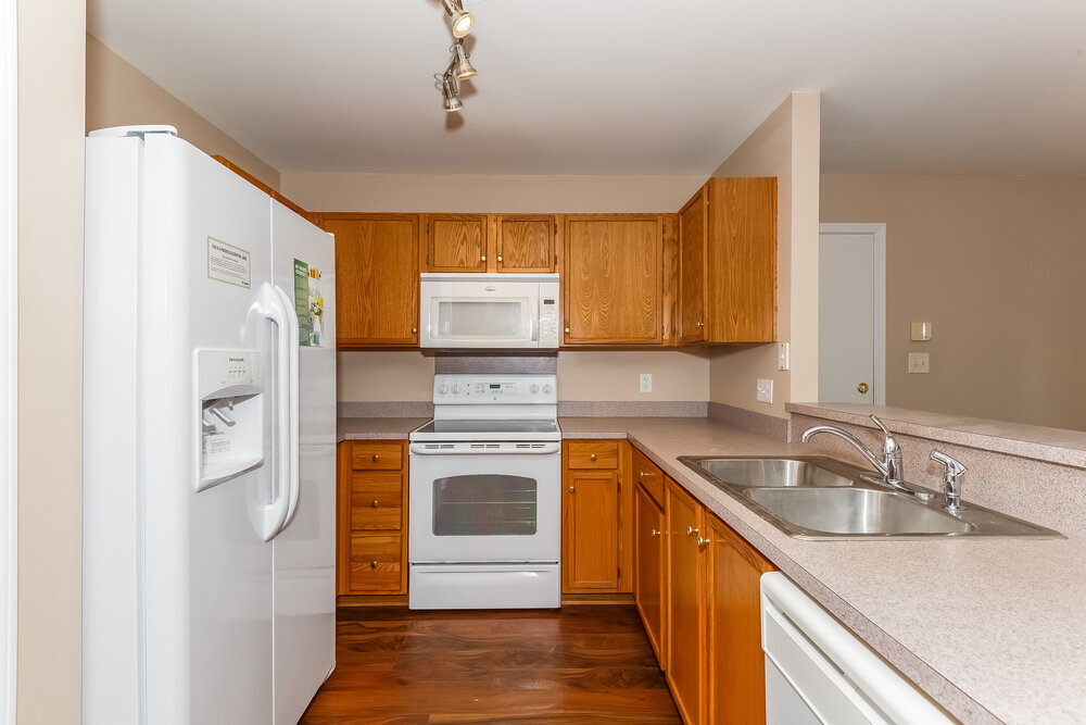 Building Photo - 15738 De Havilland Dr