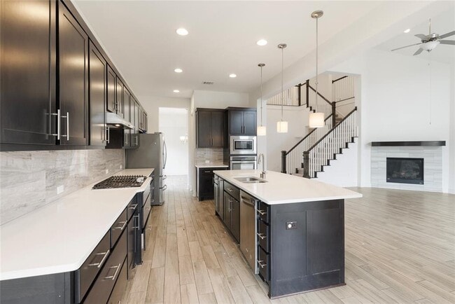Building Photo - 12905 Padua Dr