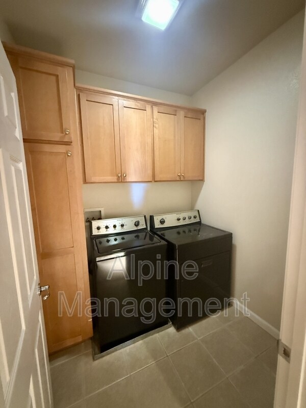 Building Photo - 4373 Red Maple Way
