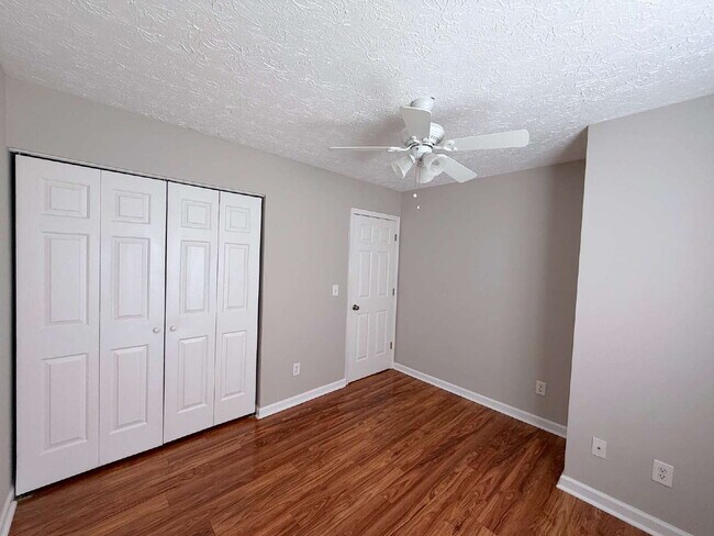 Building Photo - Charming 3 Bedroom Home in Raleigh!