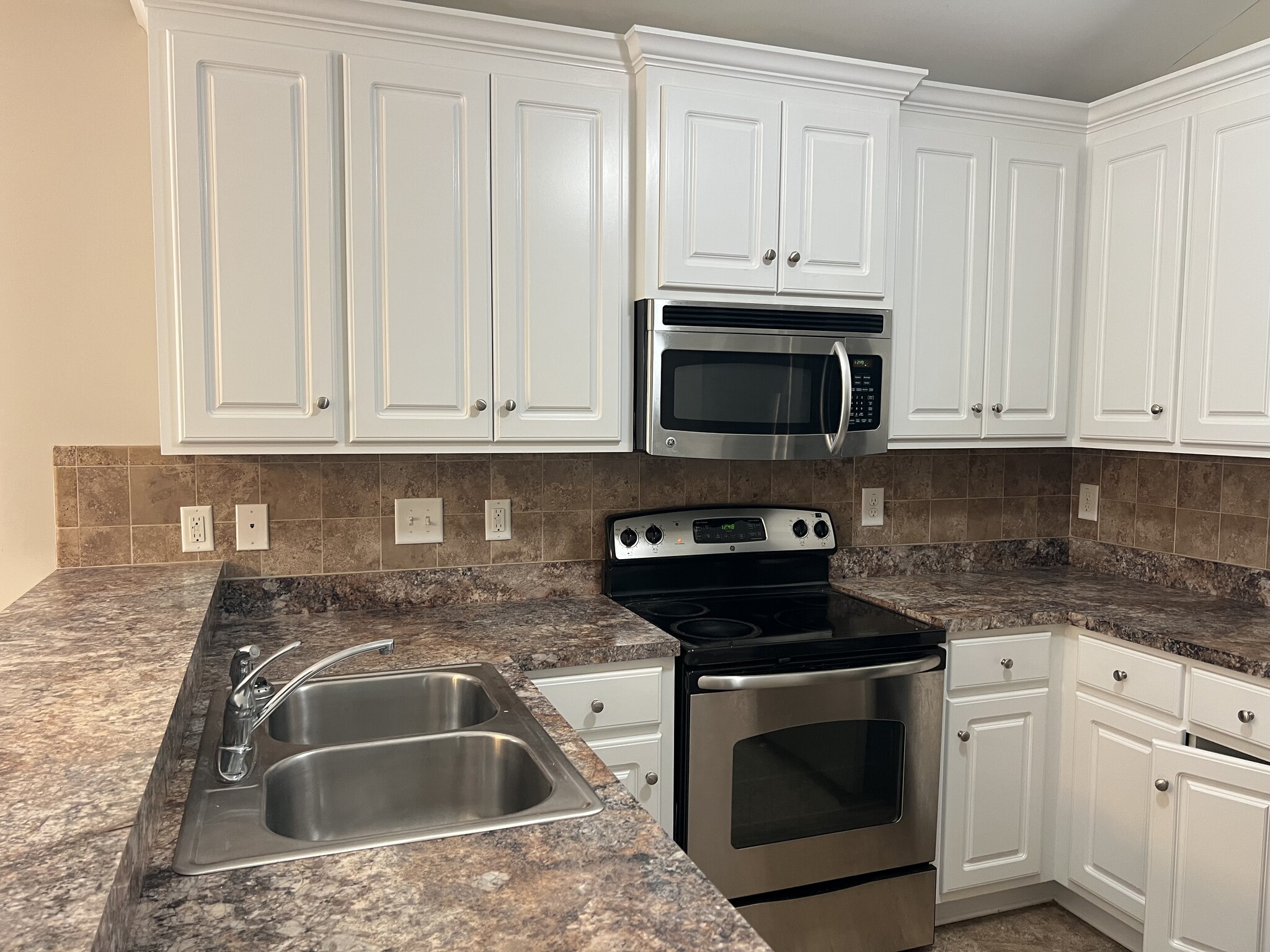 Building Photo - 4323 Blazing Star Ln