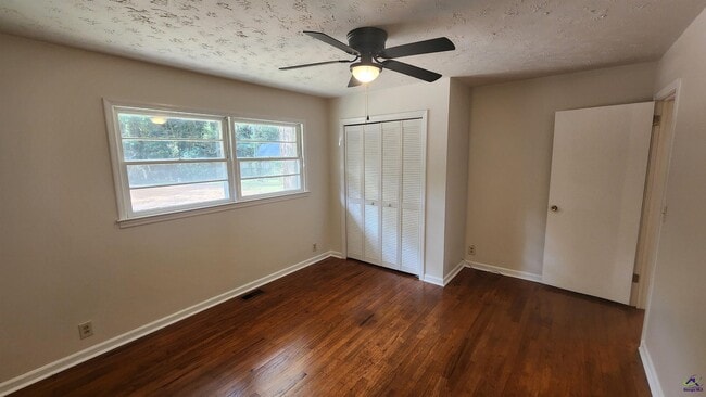 Building Photo - 1119 Briarcliff Rd