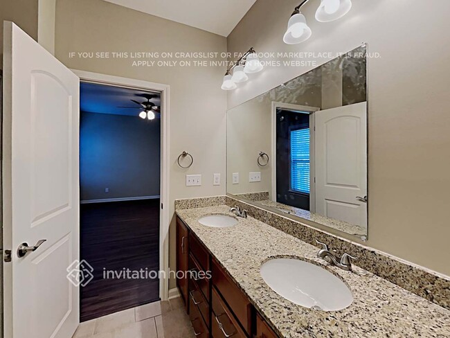 Building Photo - 2706 Impatien Drive