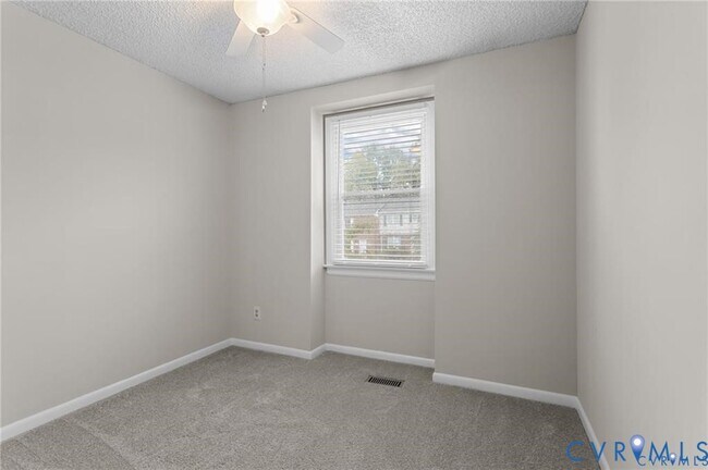 Building Photo - 2613 Chancer Dr