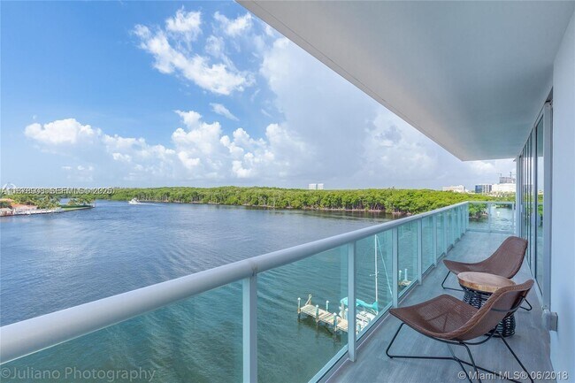 Building Photo - 400 Sunny Isles Blvd