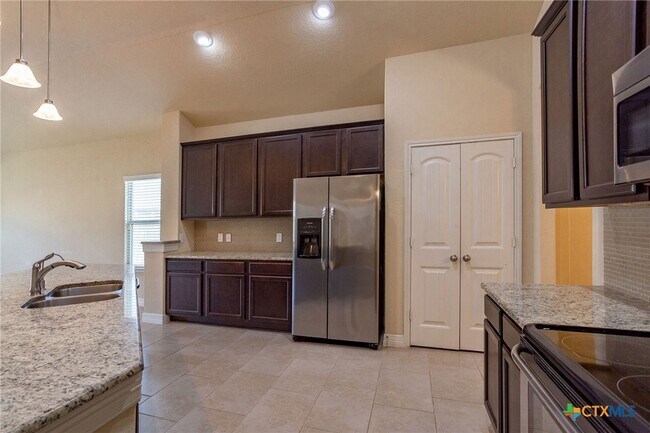 Building Photo - 753 Gray Cloud Dr