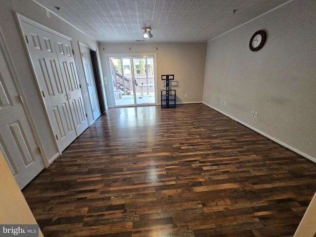 Building Photo - 4146 Cutty Sark Rd