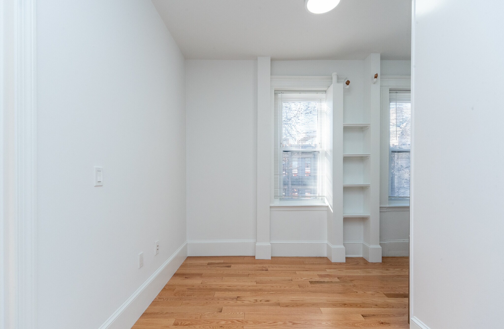 Building Photo - 149 Hemenway St