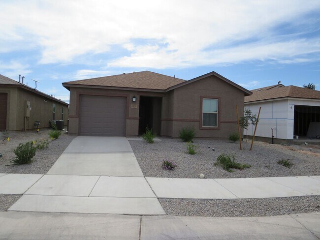 Building Photo - 6272 Spruce Goose Ave