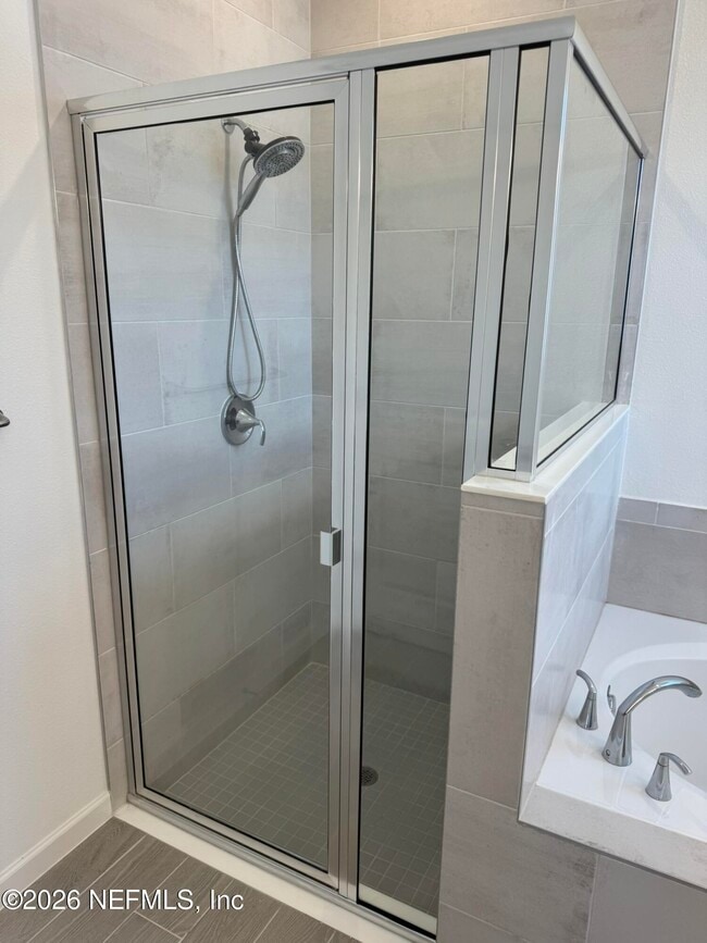 Building Photo - 15512 Whispering Fir Dr