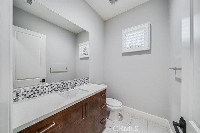 Building Photo - 212 Parkwood