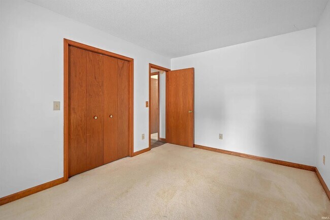 Building Photo - 8115 Calera Dr