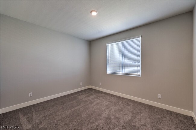 Building Photo - 497 Chestnut Falcon Ave