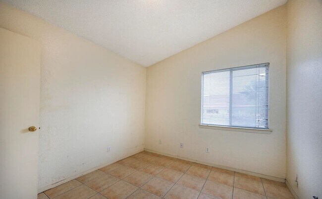 Building Photo - 2488 Tierra Rica Way