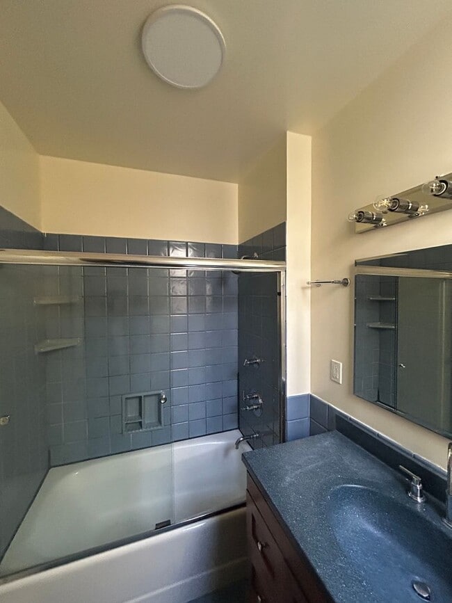 Building Photo - 1862 20th Ave