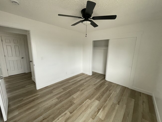 Building Photo - 116 Lilac Way