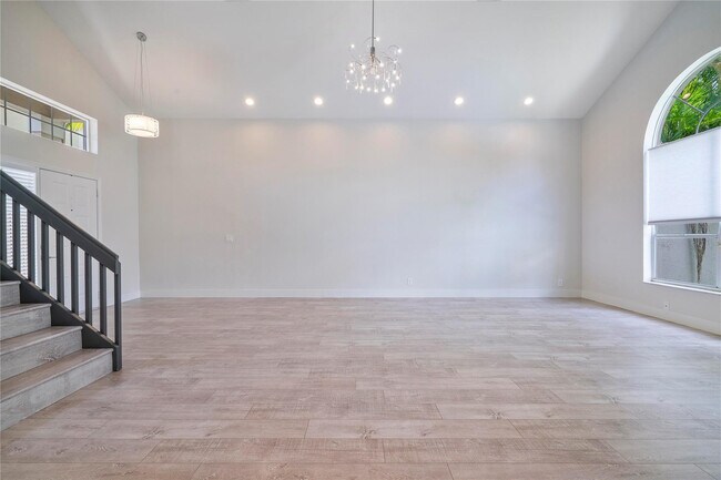 Building Photo - 7701 NW 61st Terrace