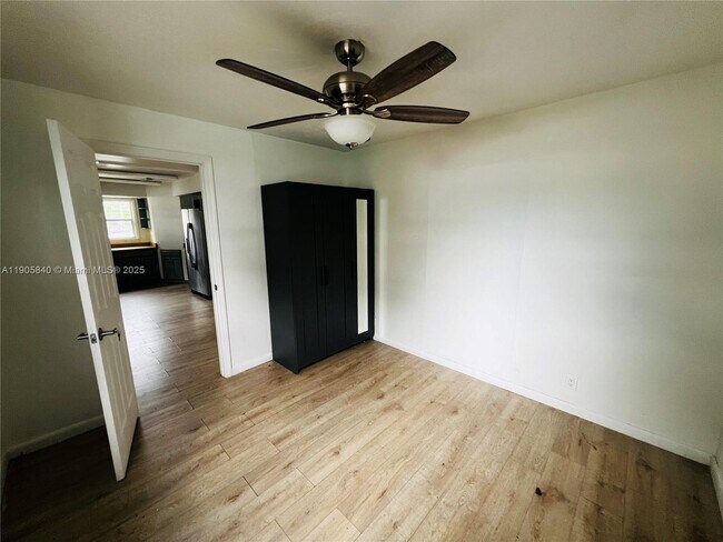 Building Photo - 2655 SE Carroll St