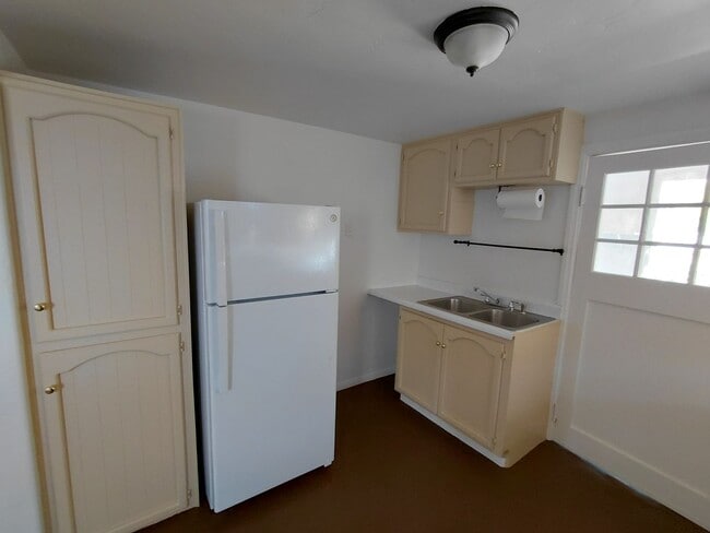 Building Photo - Cozy 2 Bed / 1 Bath Home with Open Space & Privacy – Ocotillo, CA