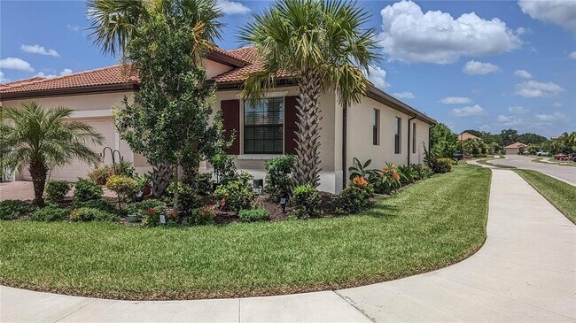 Building Photo - 9904 Hilltop Dr