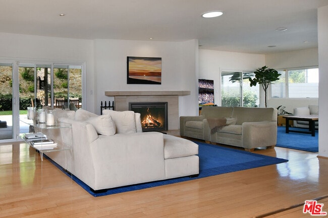 Building Photo - 3421 Castlewoods Pl