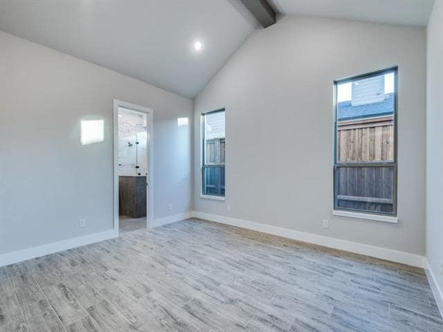 Building Photo - 119 W Park Dr