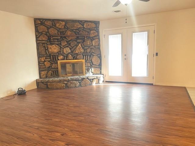 Building Photo - 2305 Sandy St