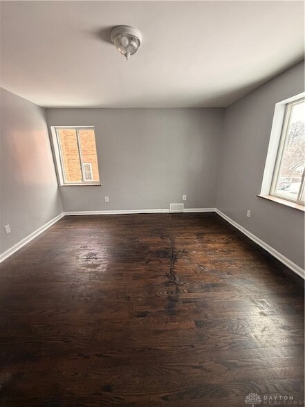 Building Photo - 5401 Newfield Ave