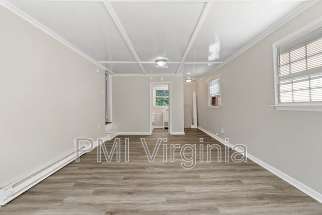 Building Photo - 5368 E Princess Anne Rd