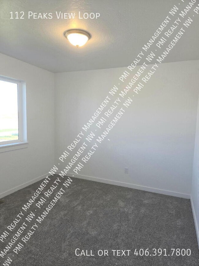 Building Photo - 112 W View Dr