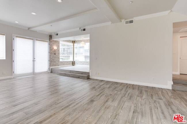 Building Photo - 1018 2nd St
