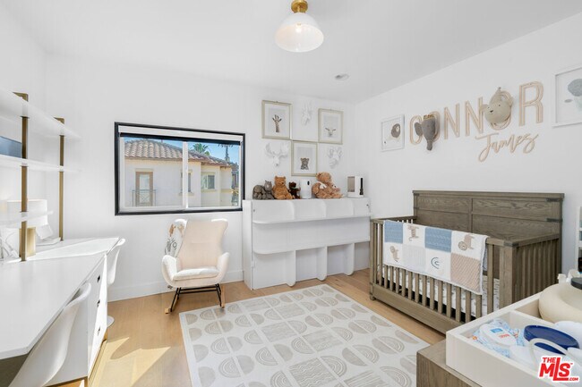 Building Photo - 5732 S Celedon Creek