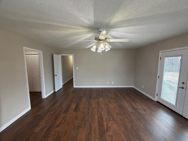 Building Photo - 16519 Market St