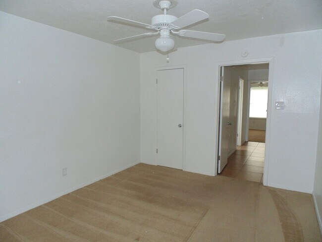 Building Photo - 3602EL