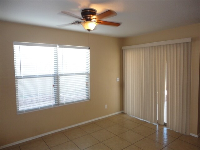 Building Photo - 3279 S Bowman Rd