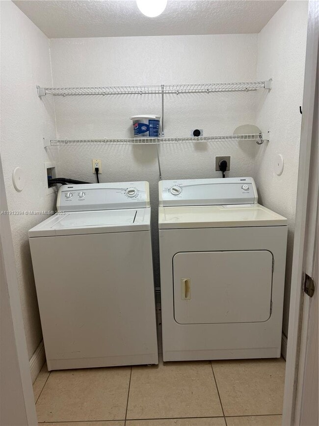 Building Photo - 20830 SW 87th Ave