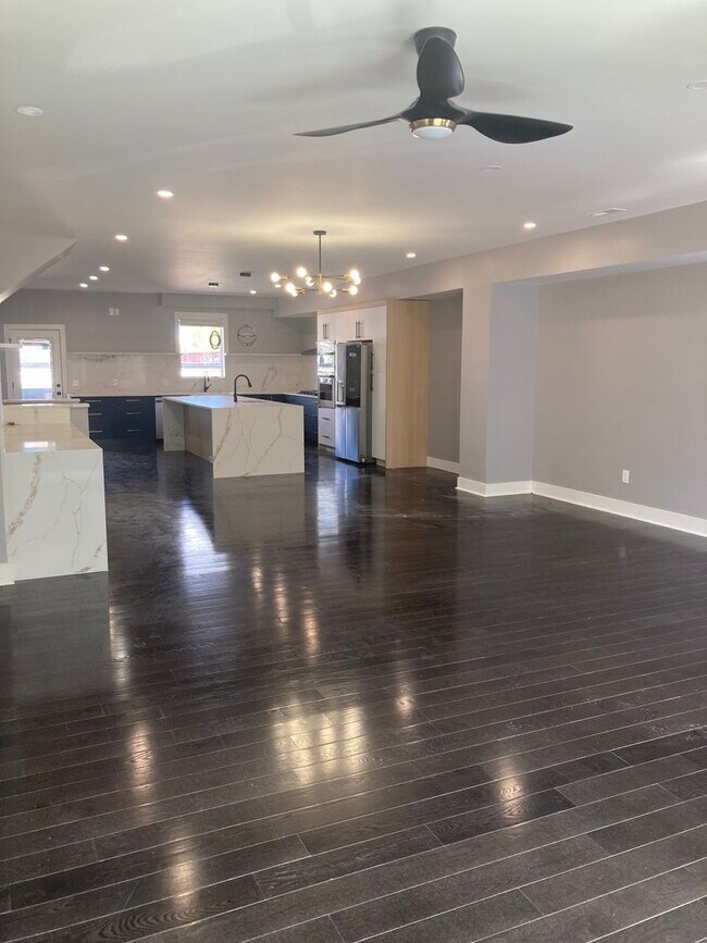 Building Photo - Extravagant New Construction in Polish Hill – A Must-See Luxury Rental!