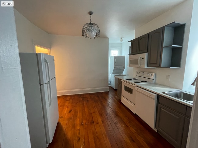 Building Photo - 419 Taylor St