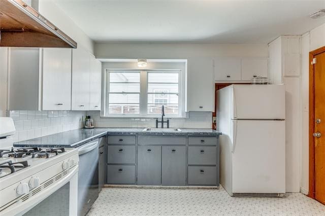 Building Photo - 5459 Vanderbilt Ave