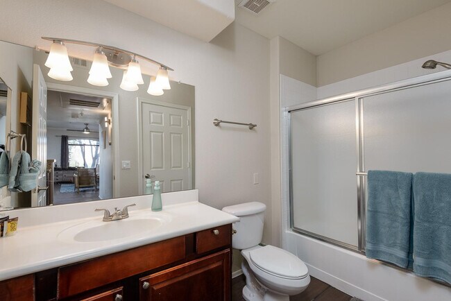 Building Photo - 15095 N Thompson Peak Pkwy