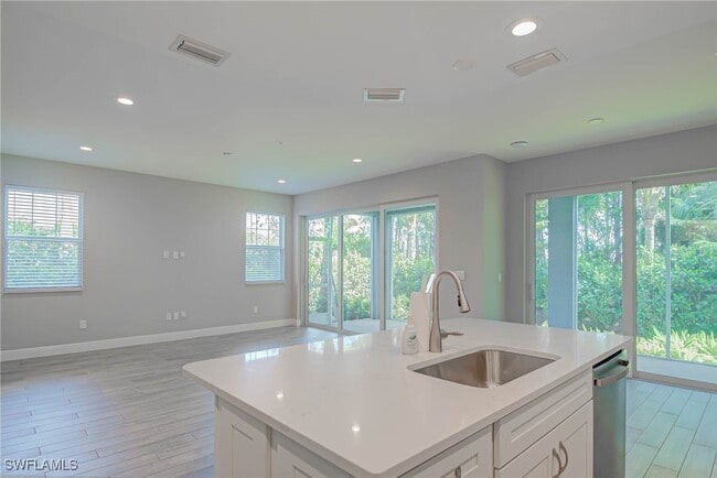 Building Photo - 2640 Seychelles Cir