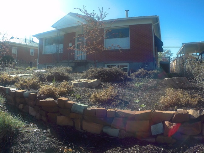 Building Photo - 4 Bed Beautiful Refurbished Sugarhouse Home