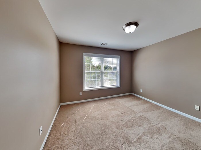 Building Photo - 2542 Carleton Gold Rd