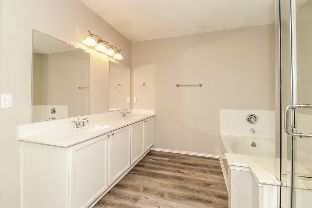 Building Photo - 1406 Kilkenny Dr