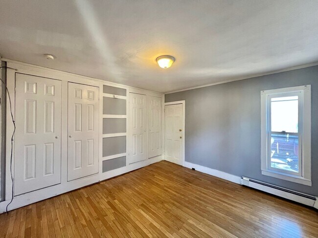 Building Photo - 18 Garland Ave