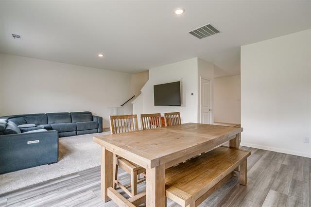 Building Photo - 8300 Stovepipe Dr