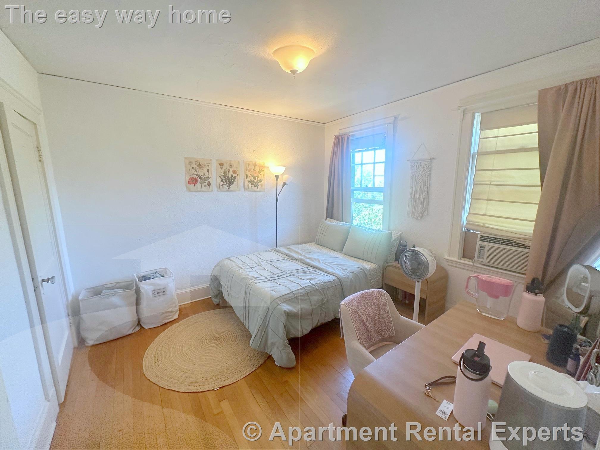 Building Photo - 172 Norfolk St