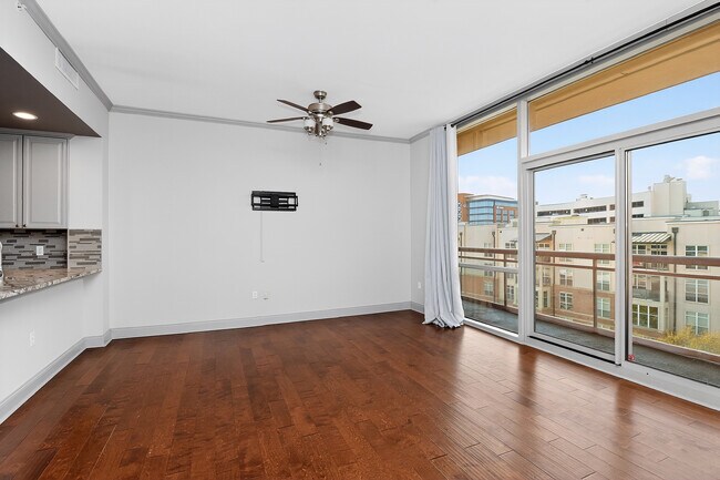 Building Photo - 315 Arlington Ave